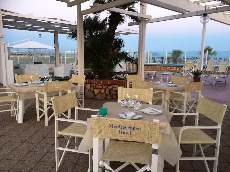 Hotel Mediterraneo Lido di Latina Eksteriør bilde