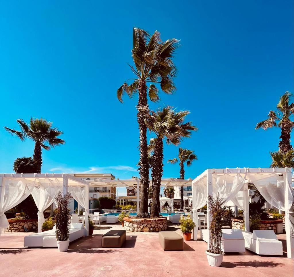 Hotel Mediterraneo Lido di Latina Eksteriør bilde