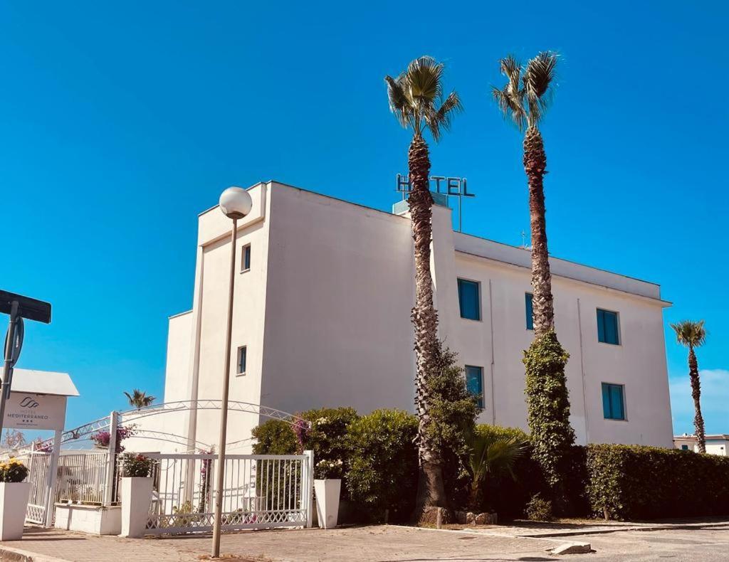 Hotel Mediterraneo Lido di Latina Eksteriør bilde