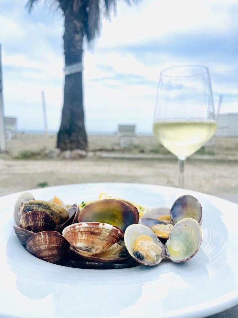 Hotel Mediterraneo Lido di Latina Eksteriør bilde